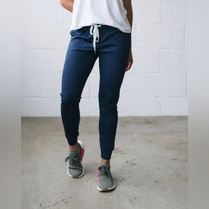 Zyia Active Navy Cozy Joggers size Medium